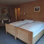 Klarer Otel 3*