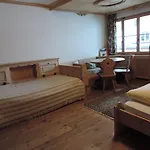 Klarer 3*