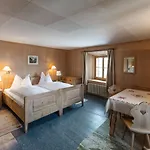 Hotel Klarer Zuoz